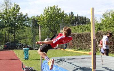 Hoch hinaus bei der Schulmeisterschaft